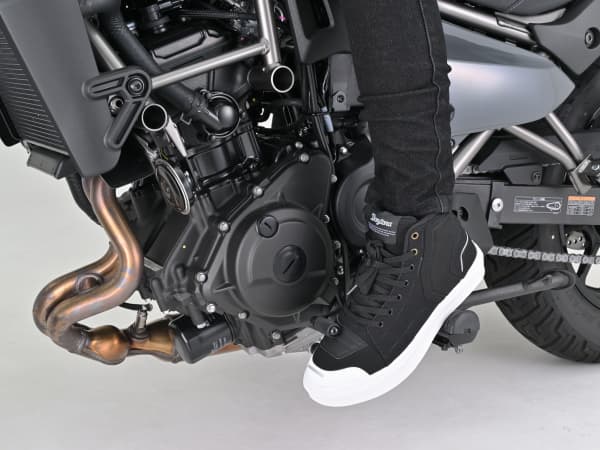 デイトナ DS-503は、バイク教習車に使ってほしいライディングシューズ