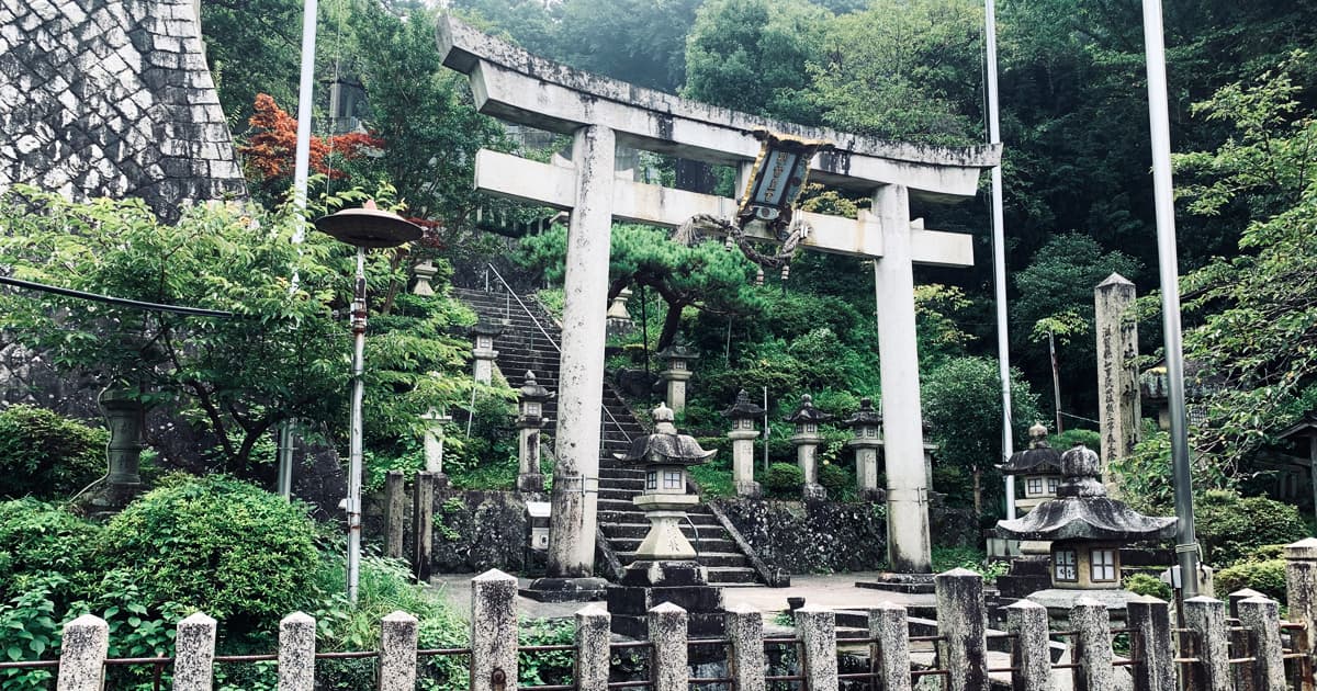 地蔵川の源泉である「居醒の清水」