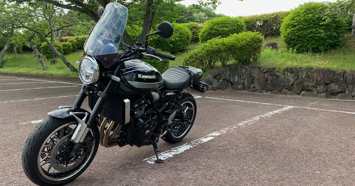 高速道路の走行風を軽減してくれるスクリーン